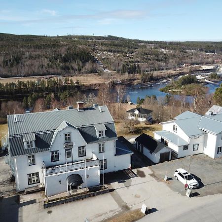 Hotell Restaurang Naemforsen Näsåker Екстериор снимка