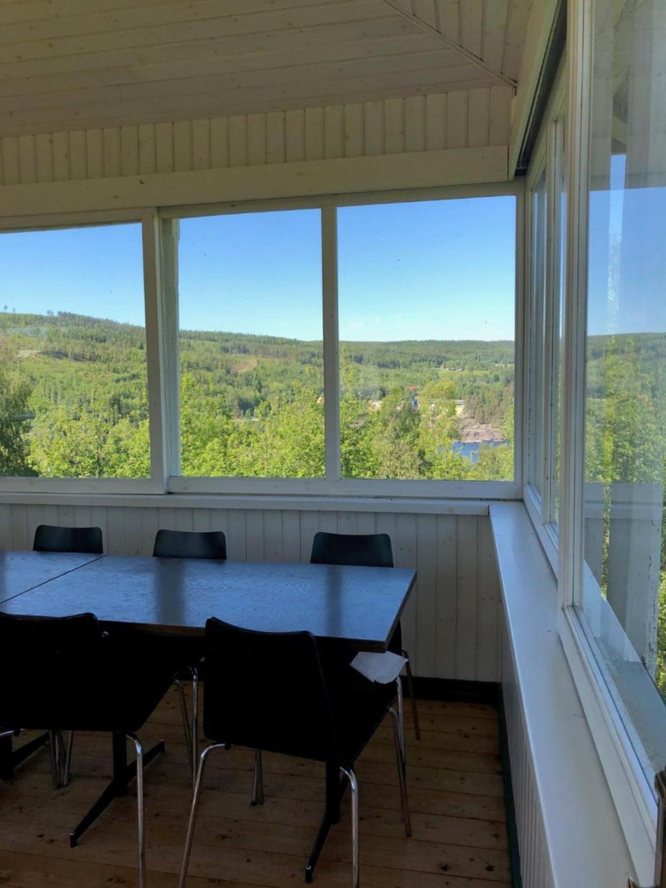 Hotell Restaurang Naemforsen Näsåker Екстериор снимка